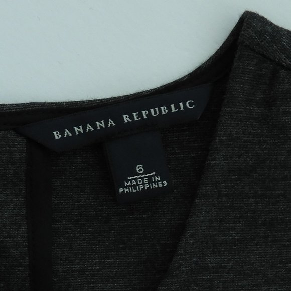 Banana Republic Workwear Dress in a size 6 - Picture 6 of 7